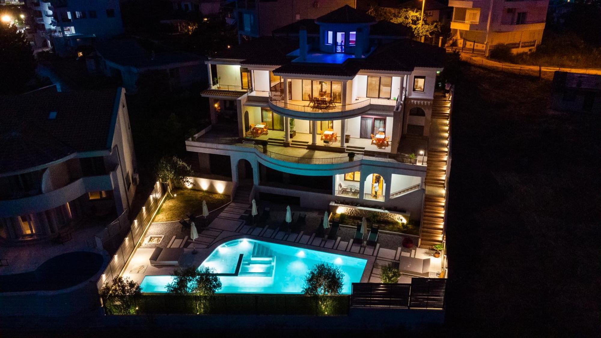 Apartments Kan อุลซิน ภายนอก รูปภาพ