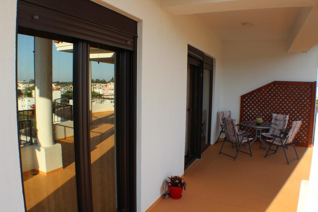 Apartments Kan อุลซิน ภายนอก รูปภาพ