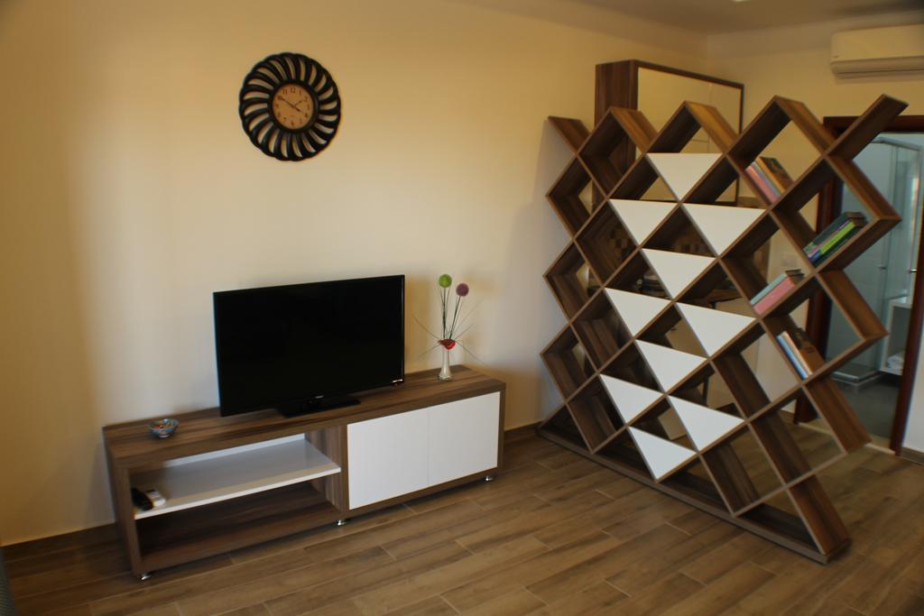 Apartments Kan อุลซิน ภายนอก รูปภาพ